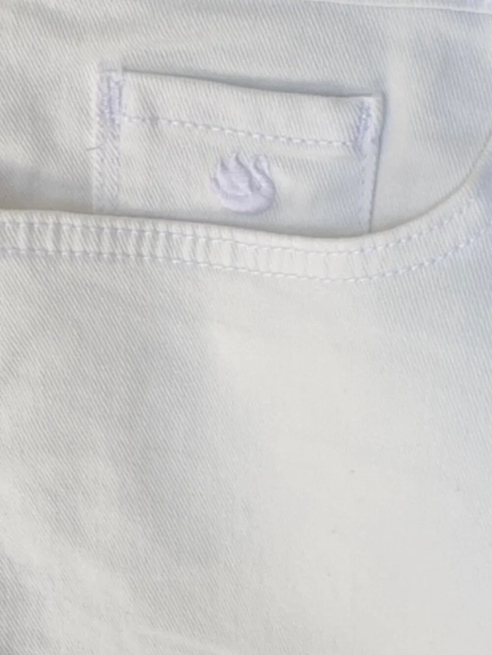 Gloria Vanderbilt Amanda Jeans - Picture 6 of 6